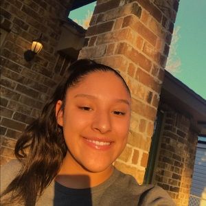 Meet your Posher, Jiselle